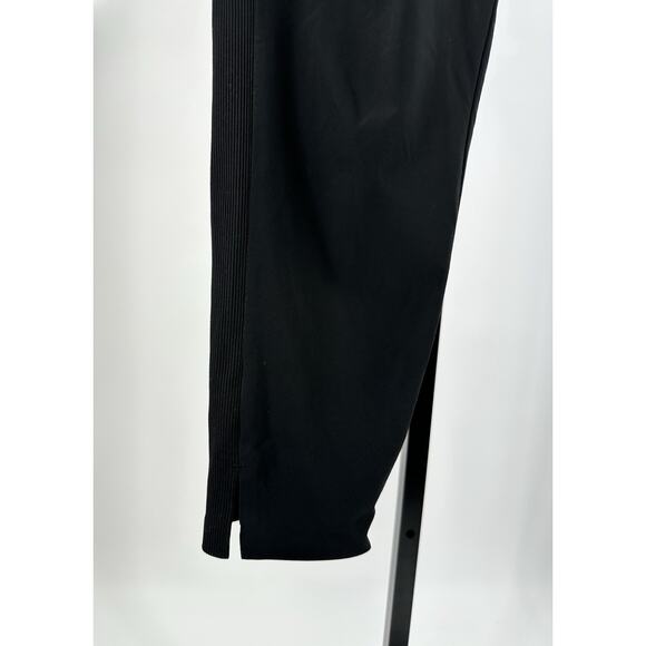 Athleta Brooklyn Ankle Pant Black Size 8 Women’s Slim Ankle Travel Work Pants - Picture 7 of 8